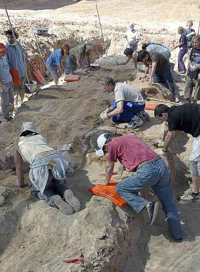 Más de 30 cuerpos en una fosa en Lerma