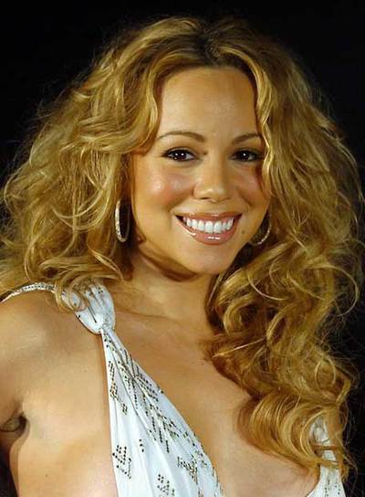 Mariah Carey se desnuda para relanzar su carrera