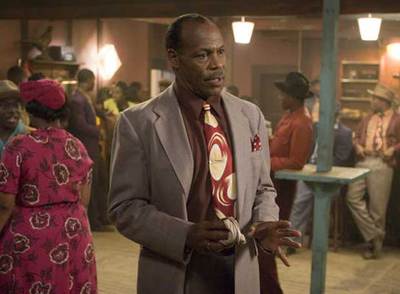 El actor Danny Glover, en una escena de la película  Honeydripper .