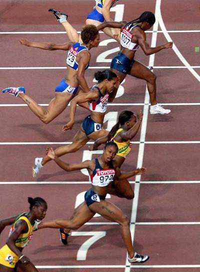 La llegada con Verónica Campbell por la calle 7.