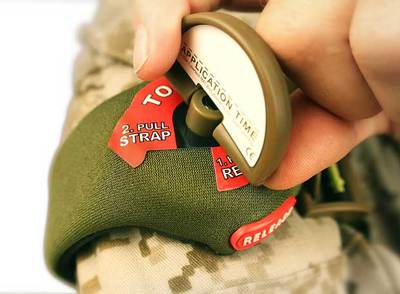 UN TORNIQUETE DE EMERGENCIA