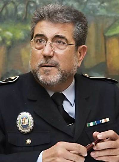 Lázaro Bañasco, con el uniforme de jefe de la Policía de Benalmádena.