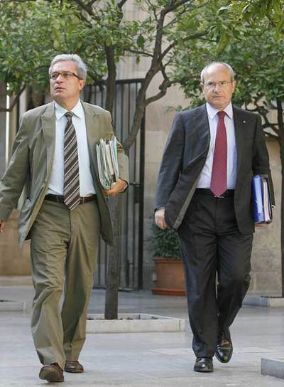 Joan Saura y José Montilla, ayer, antes del Consell Executiu.