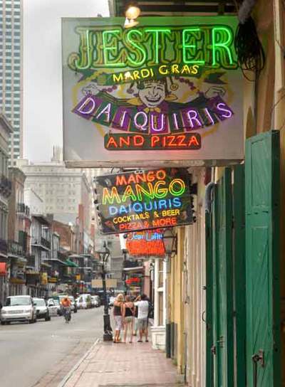 Comercios del barrio francés de Nueva Orleans, el pasado lunes.