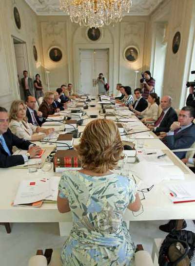 Esperanza Aguirre, en su primer Consejo de Gobierno tras las pasadas elecciones.