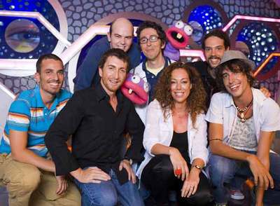 El equipo de  El hormiguero,  con Pablo Motos, segundo por la izquierda.
