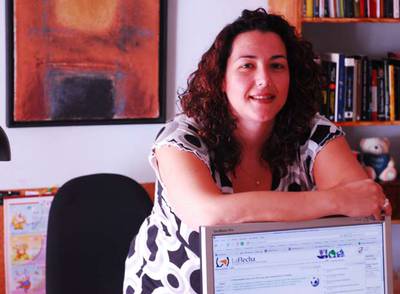 Sarah Romero, en la redacción de  laflecha.net.  