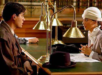 Fotograma de la telenovela iraní  Madaare Sefr Dajareh. 