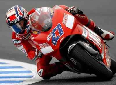 Casey Stoner, durante la carrera en Motegi.