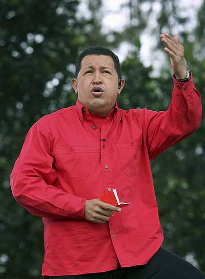 Hugo Chávez, durante su programa  Aló presidente,   el domingo.
