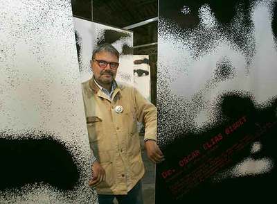 Oliviero Toscani, en la exposición  Prohibido pensar. Los rostros de la represión en Cuba  celebrada en Barcelona.