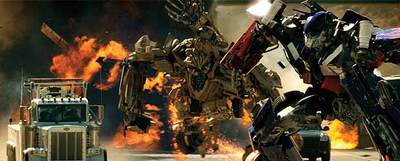 Escena de la película  Transformers , dirigida por Michael Bay.