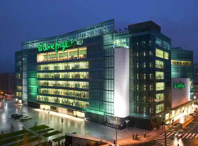 Centro de El Corte Inglés en la ciudad portuguesa de Oporto.