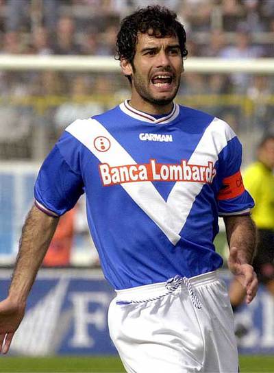 Guardiola, durante un partido con el Brescia en 2002.