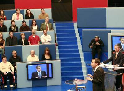 Edición de  Tengo una pregunta para usted , con José Luis Rodríguez Zapatero como invitado.