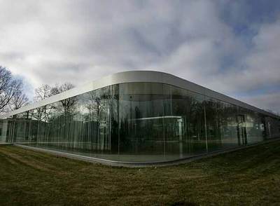 Pabellón de Kazuyo Sejima y Ryue Nishizawa, para el Museo de Arte de Toledo (Ohio, Estados Unidos).