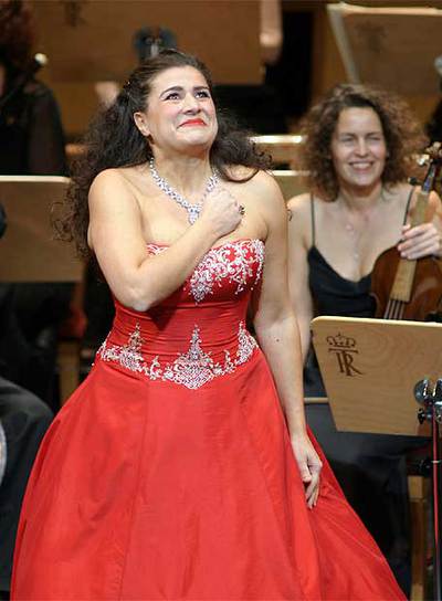La  mezzosoprano  Cecilia Bartoli, ayer durante el recital en el Teatro Real de Madrid.