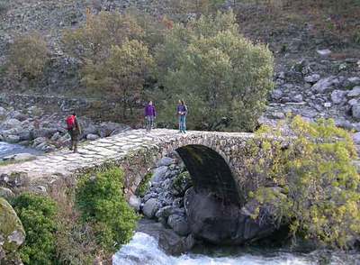 El puente Nuevo, cerca de Collado Tierra (Cáceres).