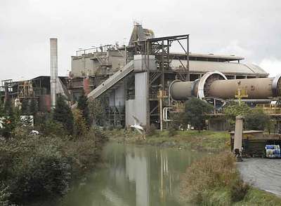 La planta de la empresa Aser, del grupo Befesa, en Erandio, una de las que ha obtenido la nueva autorización ambiental.