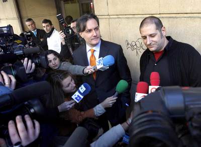 El dibujante de  El Jueves  Guillermo Torres, a la izquierda, y el guionista Manel Fontdevila.