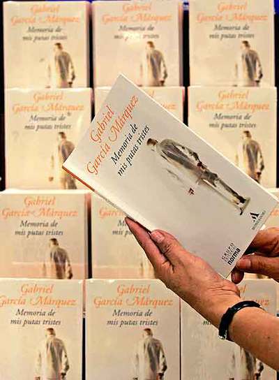 Portadas de  Memorias de mis putas tristes,  de García Márquez.