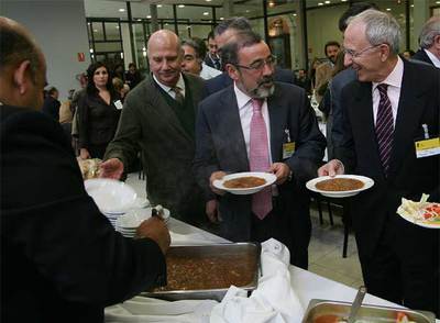 Los grandes patronos también comen lentejas