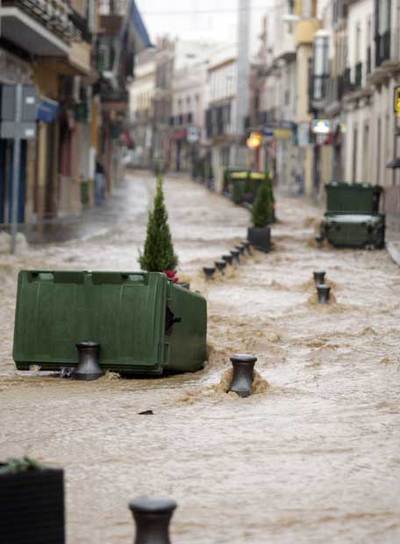 Caos en Andalucía por las lluvias y los tornados
