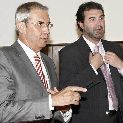 Emilio Pérez Touriño y Anxo Quintana, en Santiago el día de la firma del pacto de Gobierno.