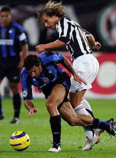 Figo se marcha de Nevdev.