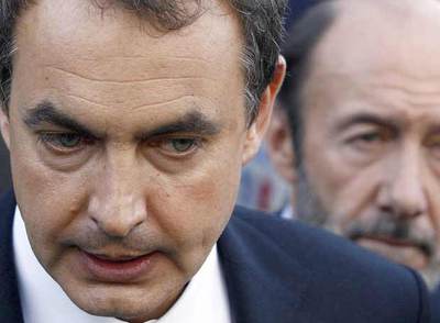 ZAPATERO VISITA EN BAYONA AL GUARDIA CIVIL EN COMA