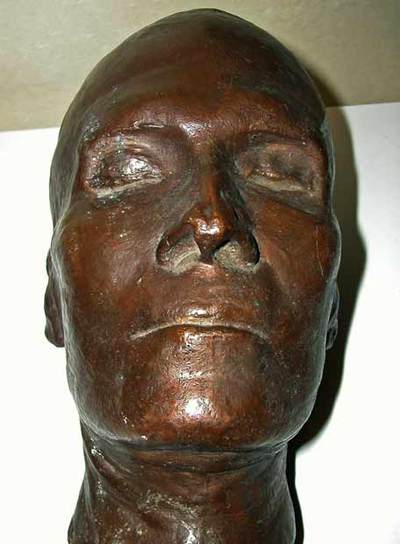 Mascarilla mortuoria de Azorín.