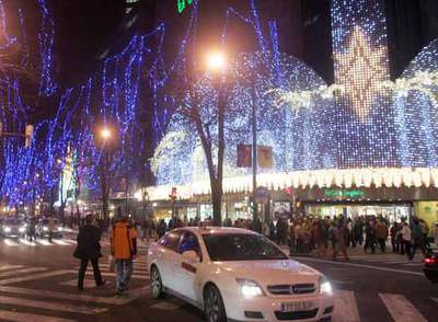 Bilbao ahorra energía pese a ampliar la iluminación navideña