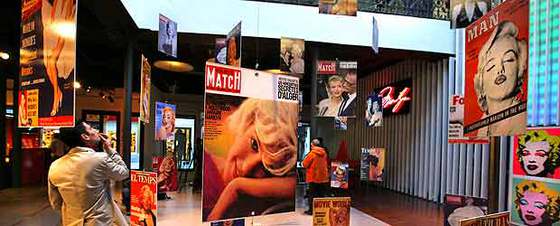 La exposición  Marilyn y el glamour  se exhibe en Octubre Centre de Cultura Contemporània de Valencia hasta el 10 de febrero.