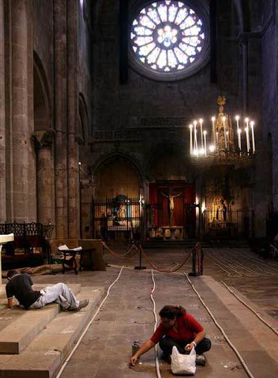 Medición del subsuelo de la catedral.