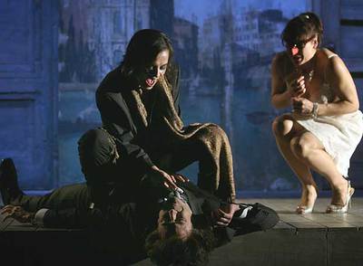 Una escena de  Argelino, servidor de dos amos , montaje estrenado el jueves en Madrid.