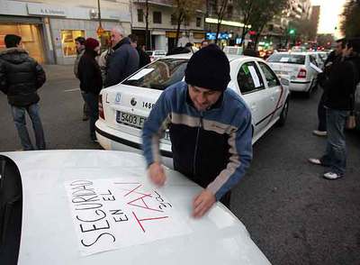 Manifestación de taxistas contra las tarifas de 2008