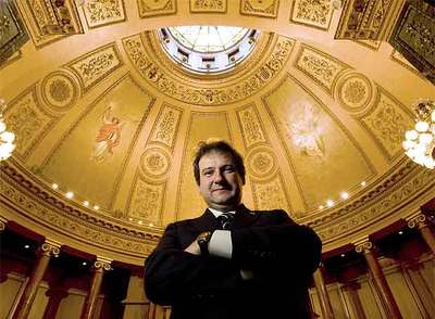 Jordi Hereu, en el salón de plenos del Ayuntamiento de Barcelona.