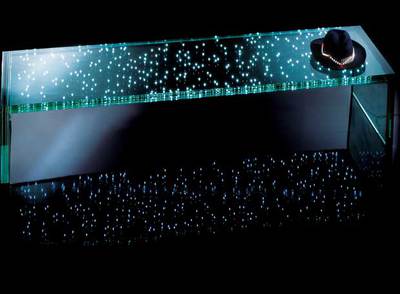 Banco luminoso  LED , de Ingo Maurer.