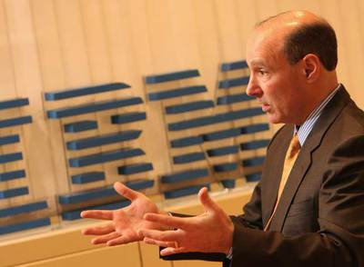 Steve Solazzo, en la sede central de IBM en Madrid, se muestra satisfecho del desarrollo de SMB en España.