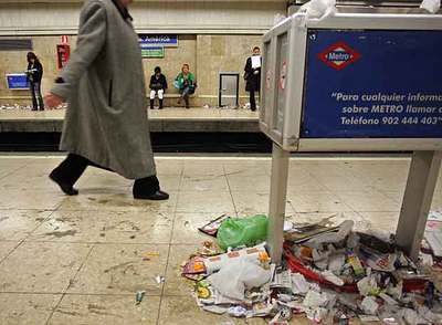 Aguirre irrumpe en la huelga