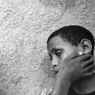  La caricia , obra premiada.