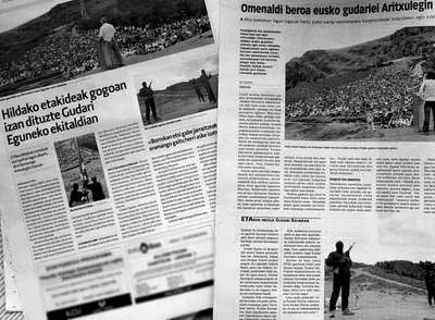  Gara  y  Berrria  recogen el comunicado leído por tres encapuchados en Aritxulegi (Oiartzun) en septiembre de 2006 en un homenaje a etarras fallecidos.