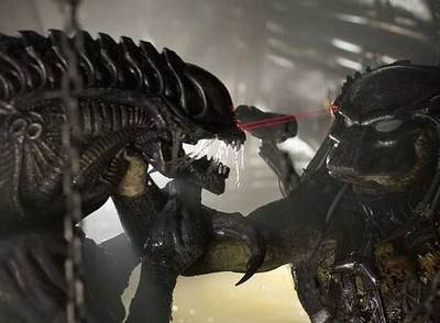 Fotograma de  Alien vs. Predator: Requiem,  de Greg y Colin Strause.