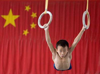 Un niño de nueve años en una escuela deportiva de Pekín.