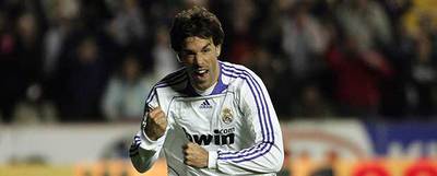 Van Nistelrooy celebra su primer gol al Levante.
