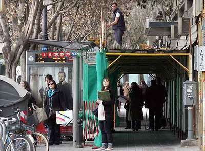 Clases tras los andamios