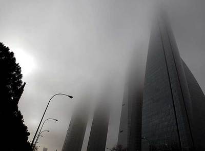 Cuatro fantasmas rompen la niebla