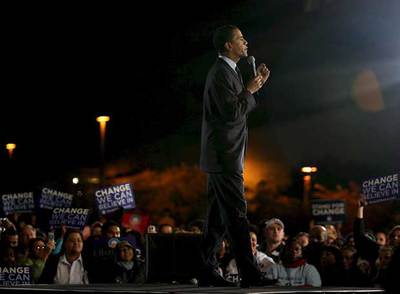 Barack Obama interviene en un acto de apoyo a su candidatura en la Universidad de Nevada el viernes en Las Vegas.