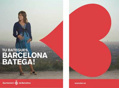 La B de Barcelona en forma de cozarón, en uno de los carteles de la campaña diseñada por el estudio SCPF.