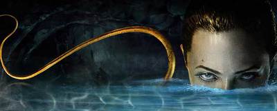 Angelina Jolie como la bruja Crispin Grover, en un fotograma de  Beowulf,  dirigida por Robert Zemeckis y con guión de Neil Gaiman.rnNeil Gaiman, autor de  Objetos frágiles.   rnFoto: Susanna Sáez
